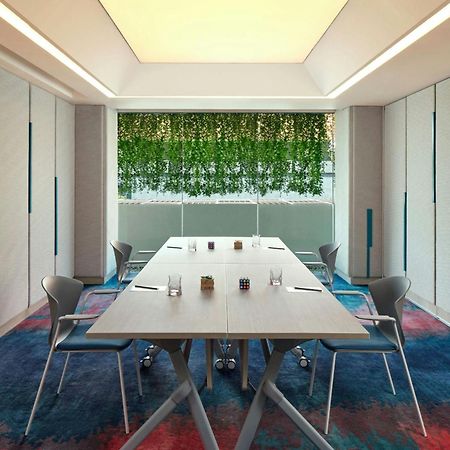 Aloft Bali Kuta At Beachwalk Exterior photo