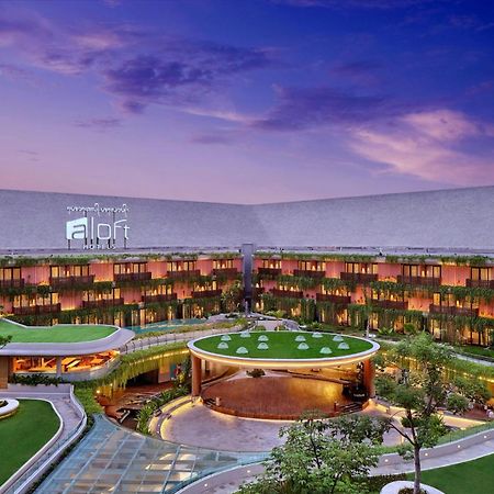 Aloft Bali Kuta At Beachwalk Exterior photo