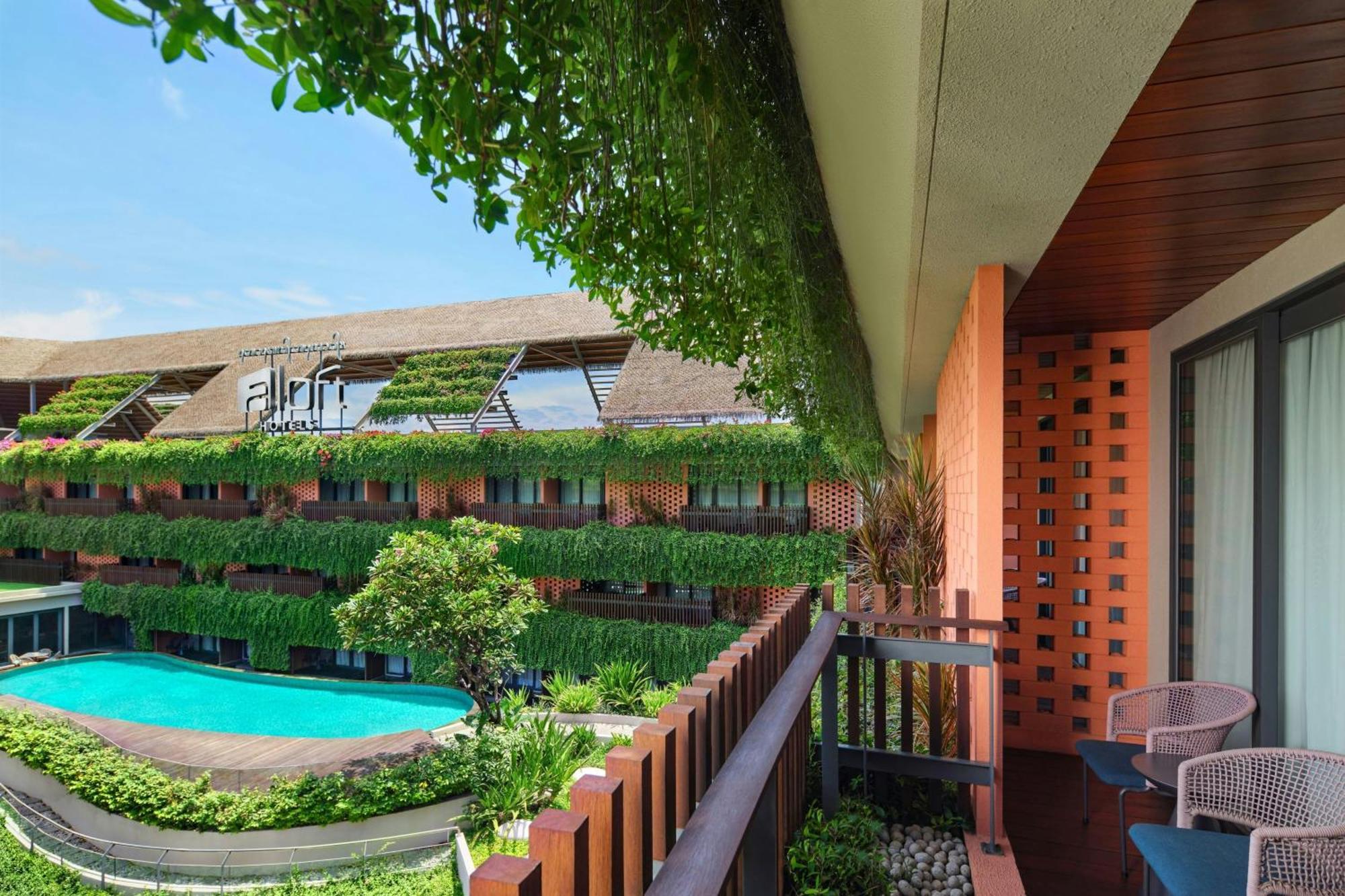 Aloft Bali Kuta At Beachwalk Exterior photo