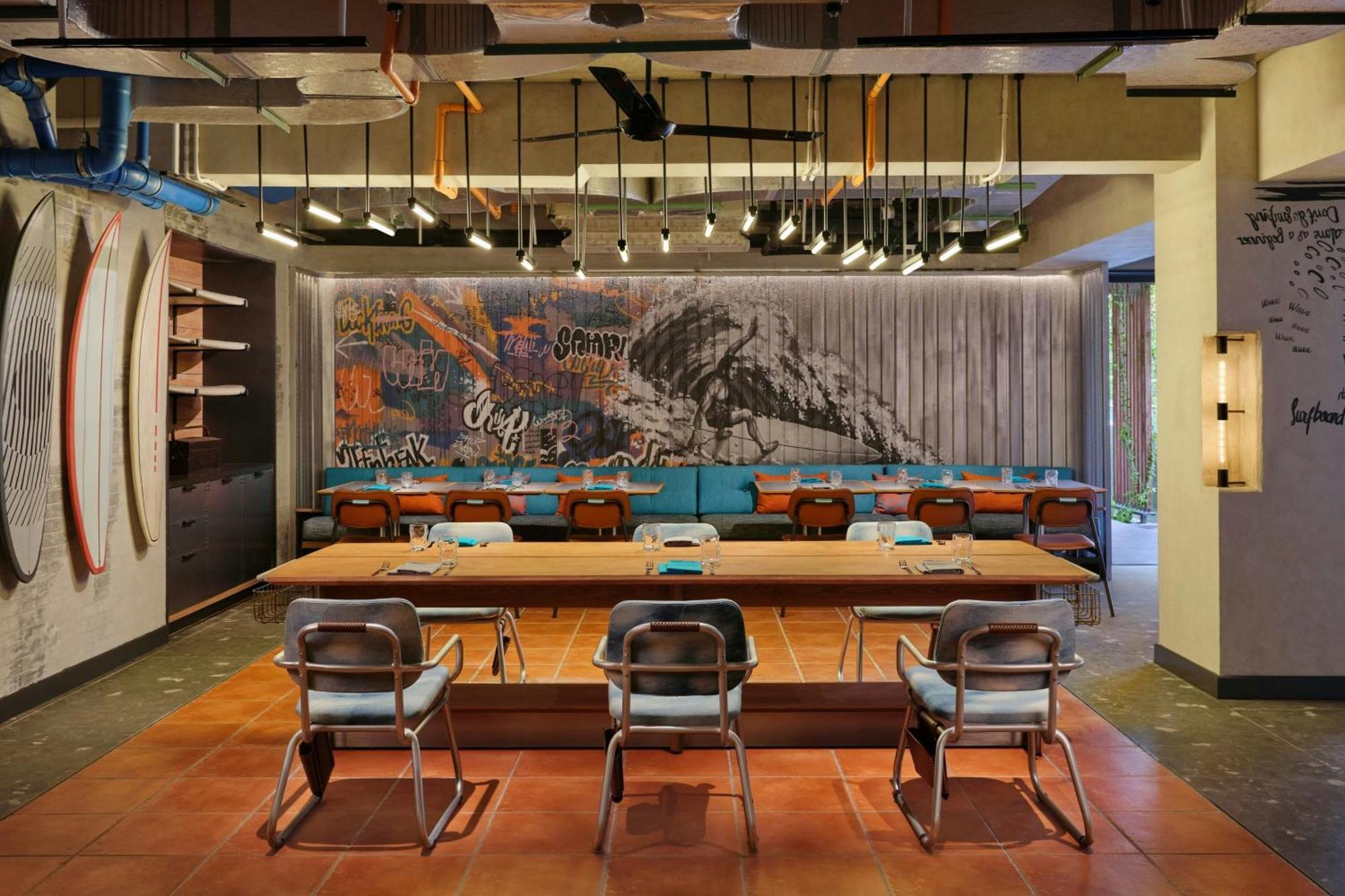 Aloft Bali Kuta At Beachwalk Exterior photo