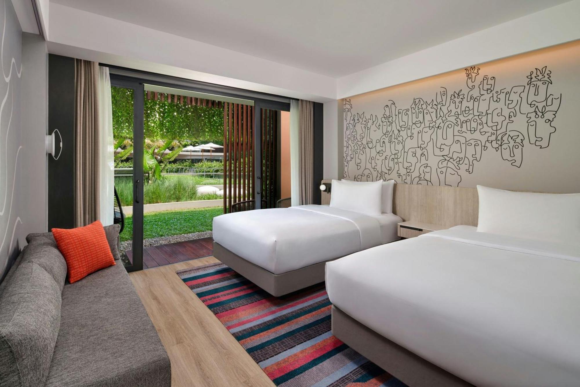 Aloft Bali Kuta At Beachwalk Exterior photo